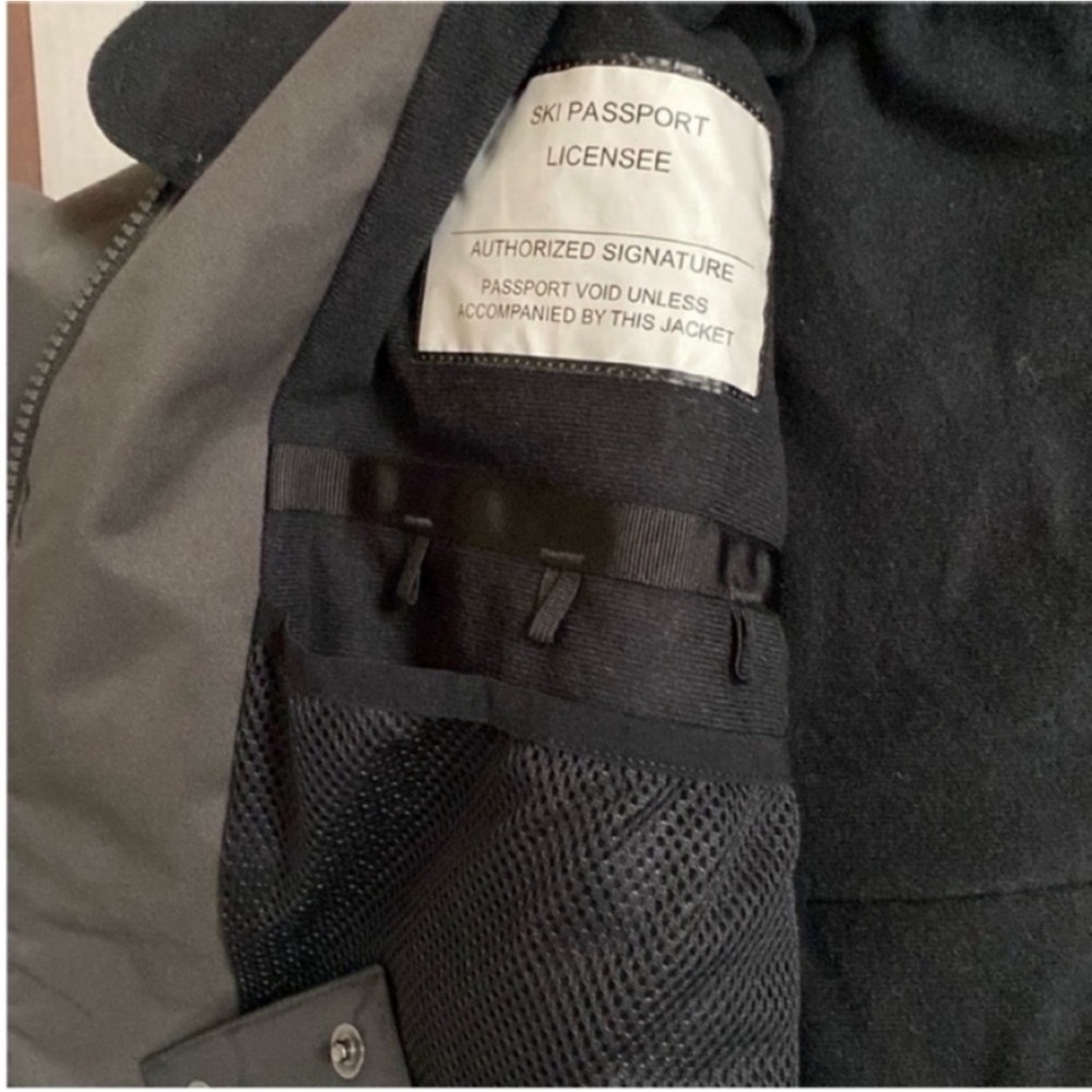 Descente DESCENTE Swiss Jacket Winter Coat Ski Snowboard Jacket Gray size XL - Picture 12 of 15